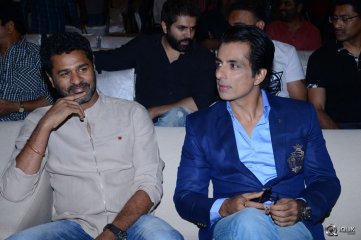 Abhinetri Movie First Look Launch